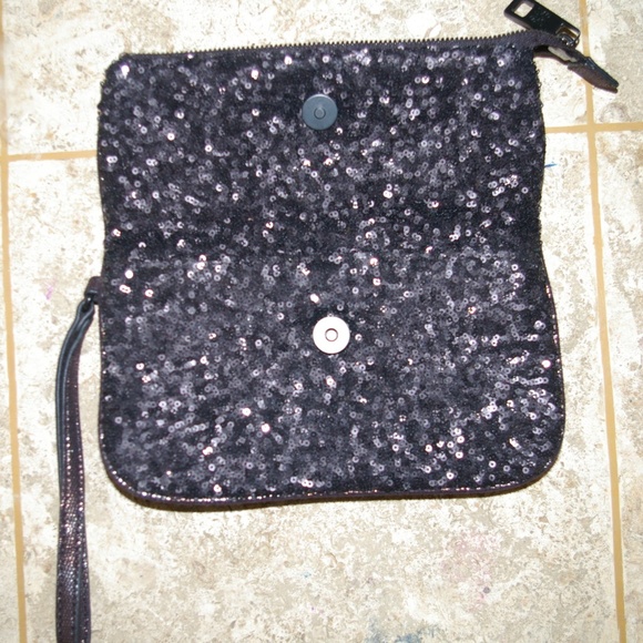 Women's Sequin Foldover Clutch Bag Wristlet - Picture 3 of 4